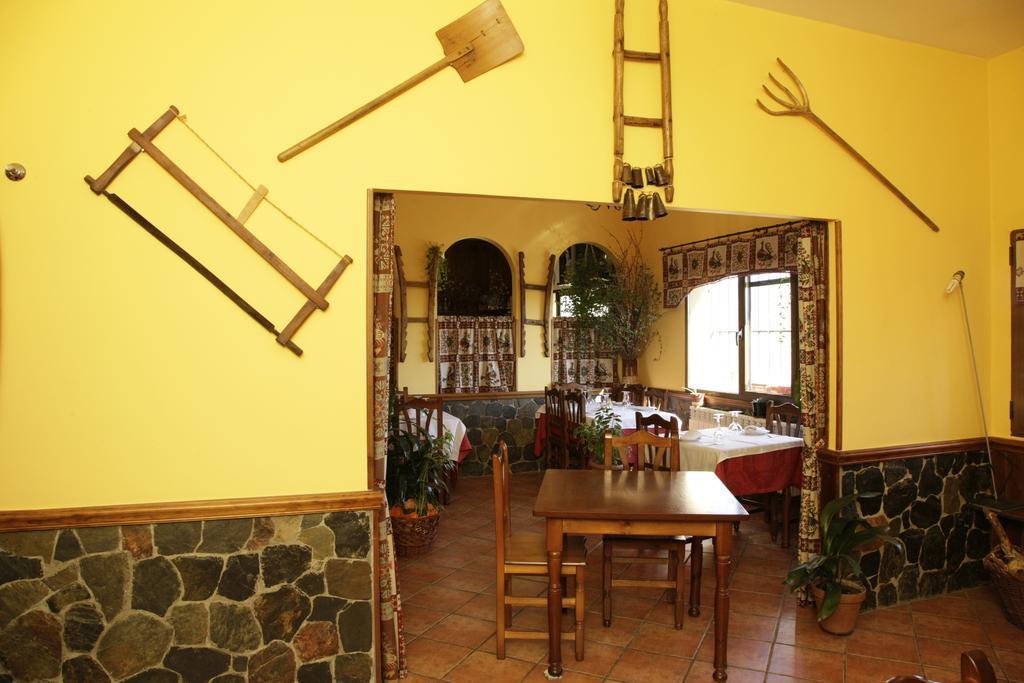 Hostal Restaurante Alto Rey Arroyo de las Fraguas Eksteriør billede