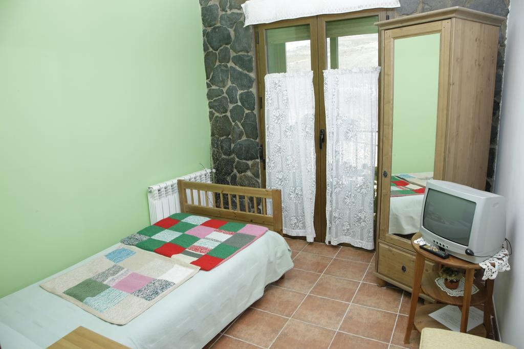 Hostal Restaurante Alto Rey Arroyo de las Fraguas Eksteriør billede