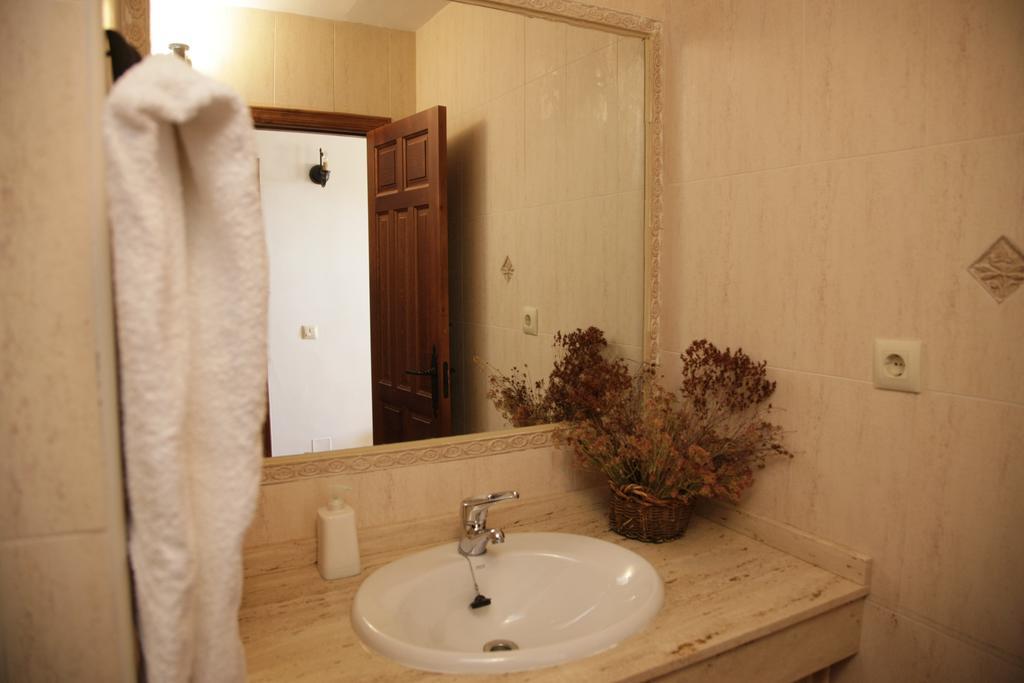 Hostal Restaurante Alto Rey Arroyo de las Fraguas Eksteriør billede